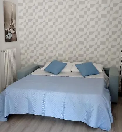 Per Voi-tre Minuti Dal Appartement