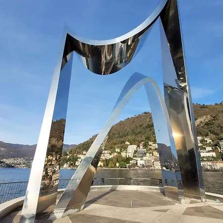 Per Voi-tre Minuti Dal * Como